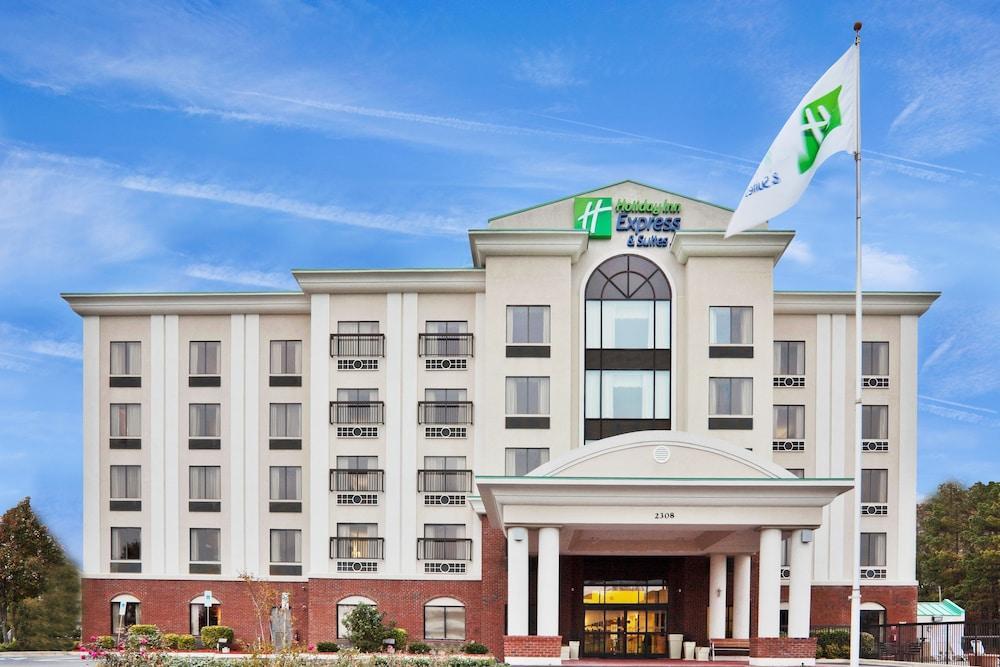 Holiday Inn Express & Suites Wilson-Downtown By Ihg Ngoại thất bức ảnh