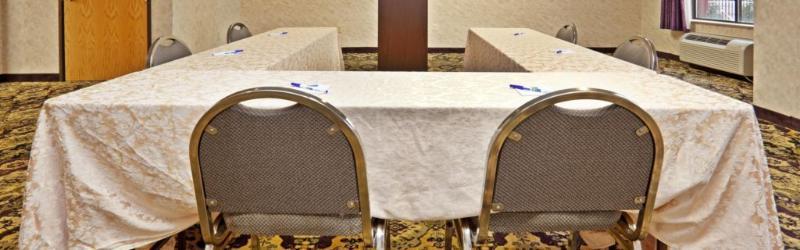 Holiday Inn Express & Suites Wilson-Downtown By Ihg Ngoại thất bức ảnh